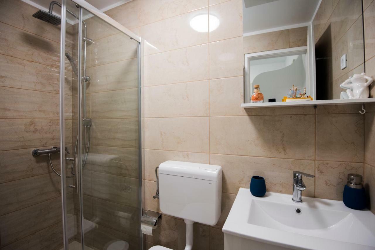 Ibis Your Cosy Oasis With Private Parking And Patio スプリト エクステリア 写真
