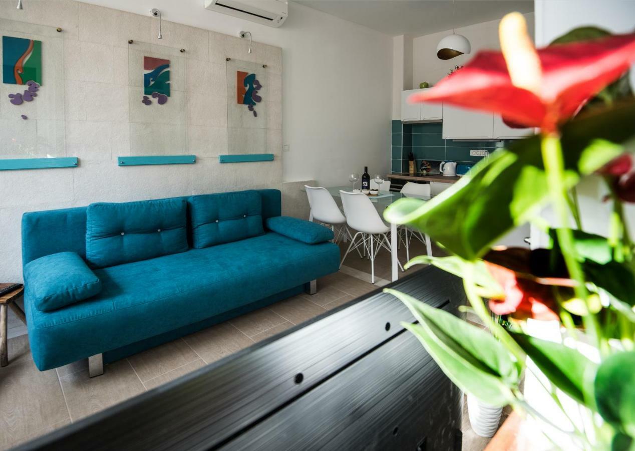 Ibis Your Cosy Oasis With Private Parking And Patio スプリト エクステリア 写真